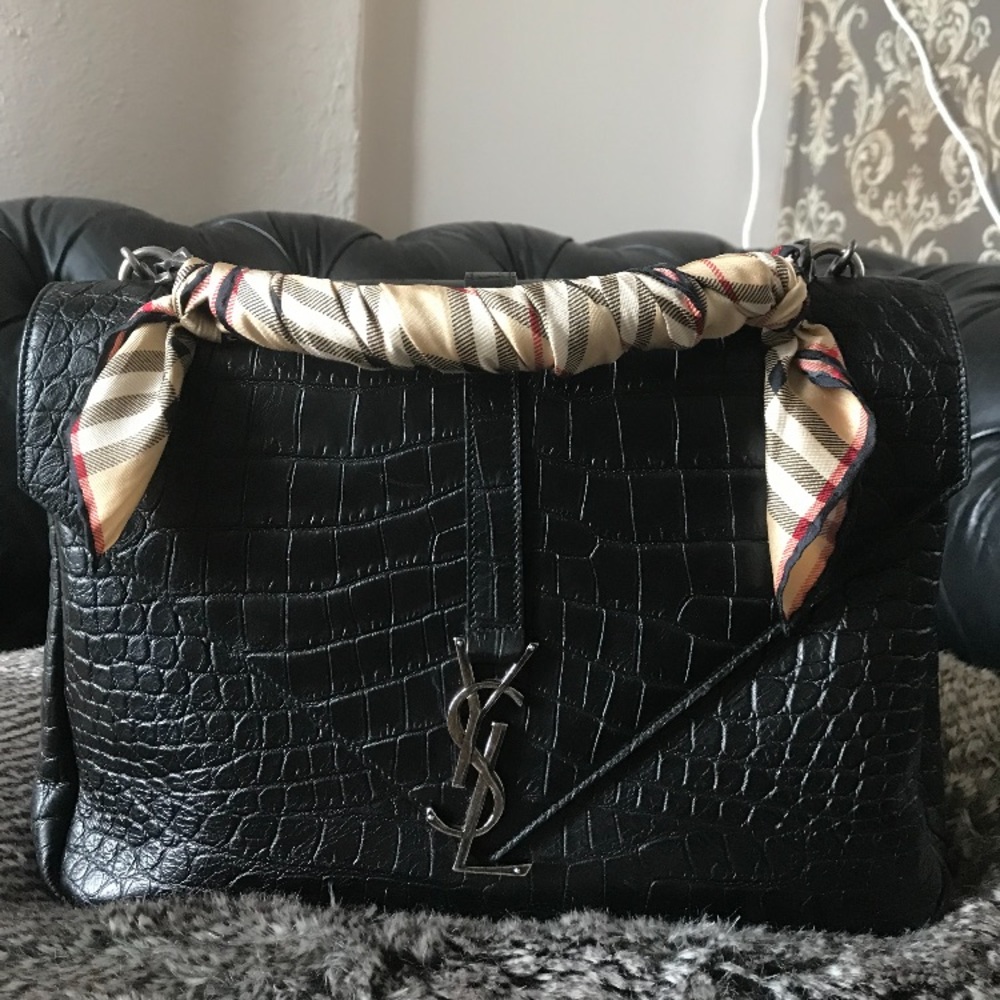 ❌SOLD❌ Saint Laurent Collège Crocodile Bag - Picture 6 of 8
